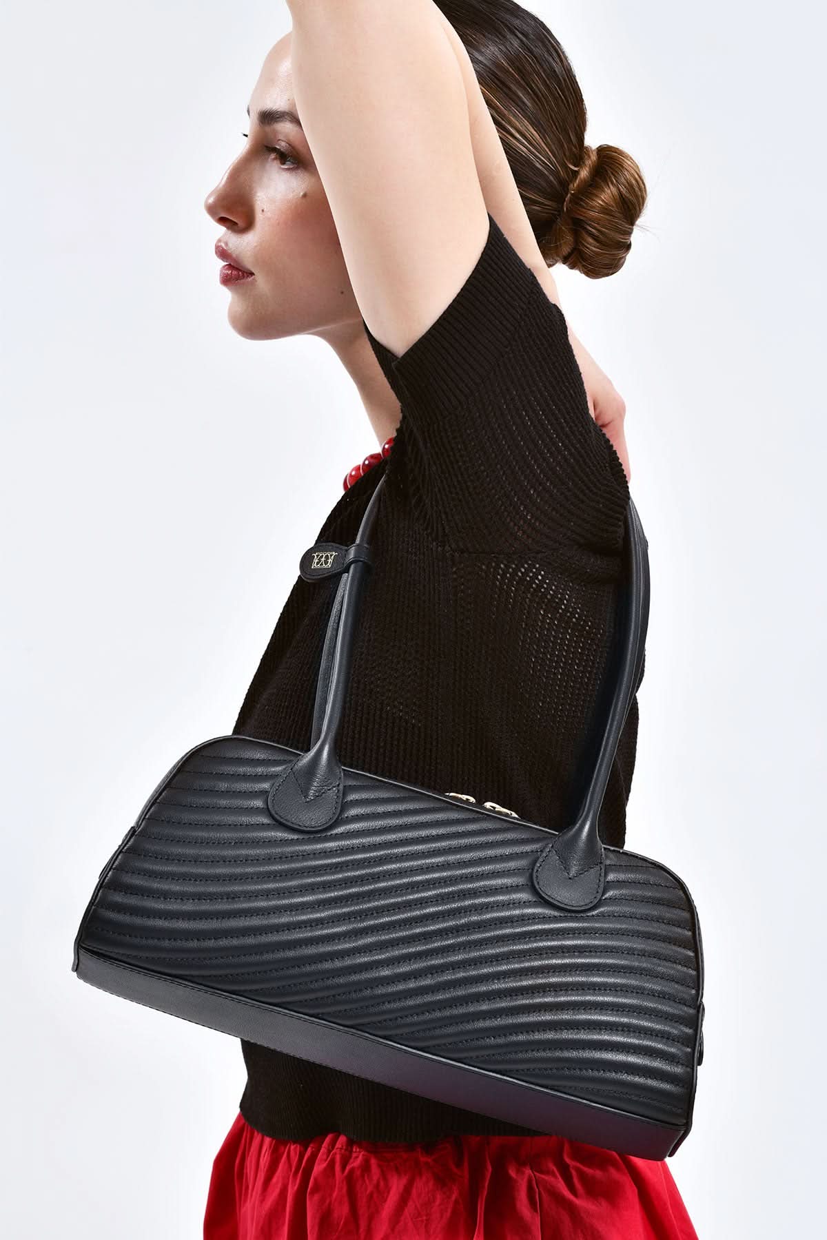 Call the Mermaid | Siyah