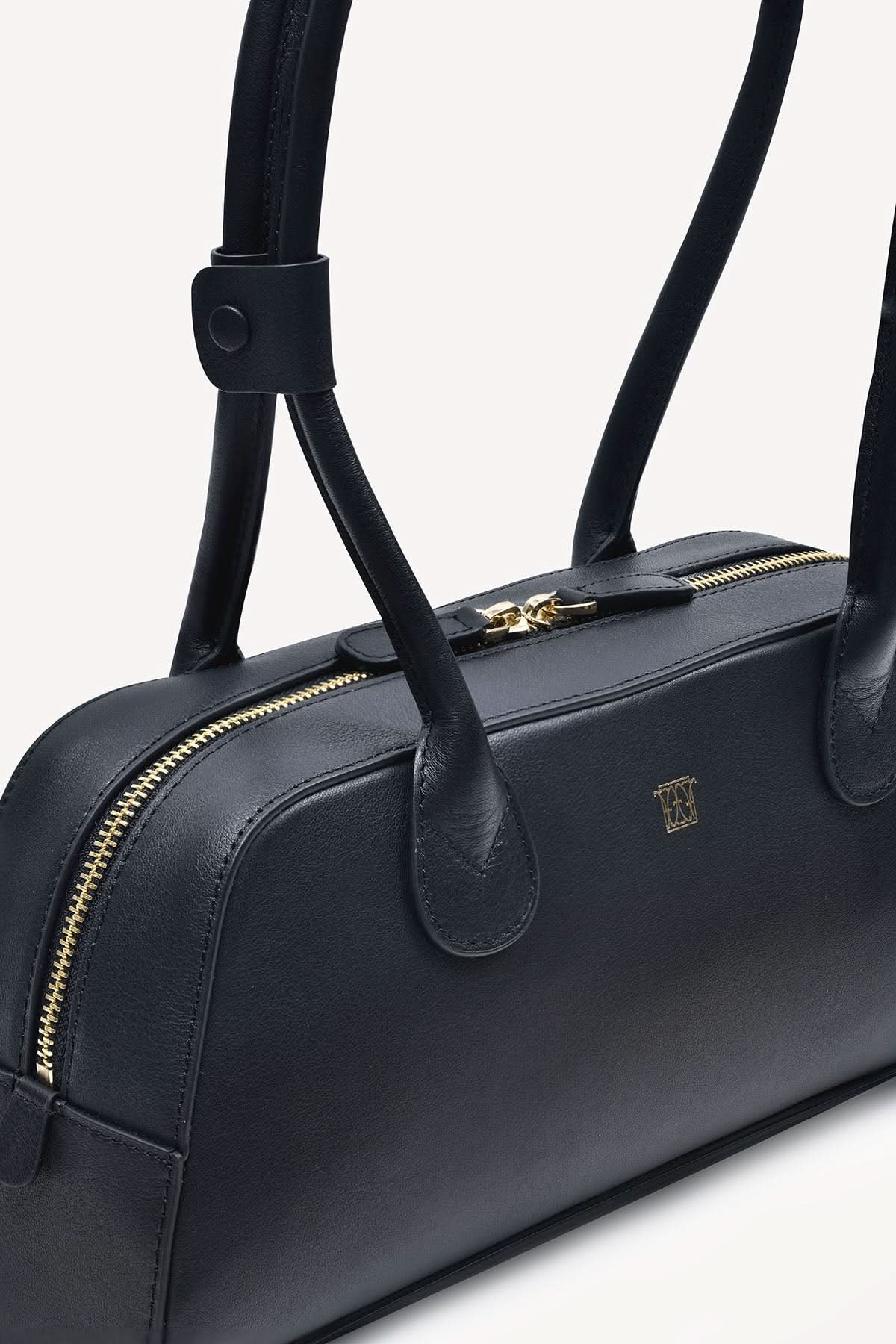 {{ product.title }} - Celadon