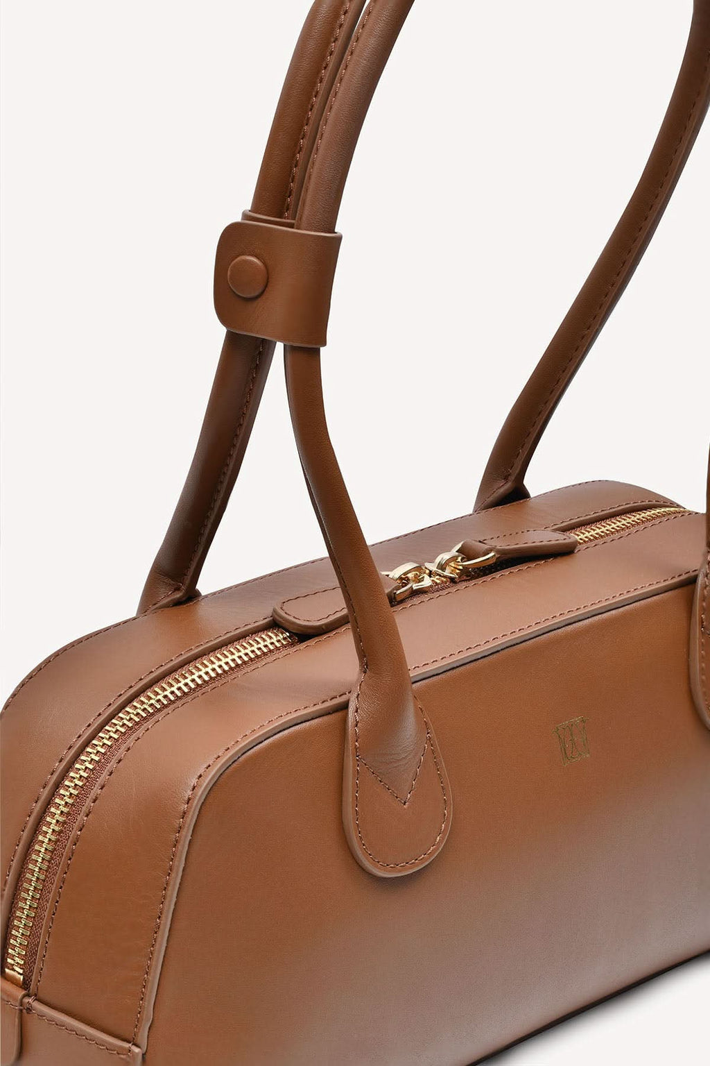 {{ product.title }} - Celadon