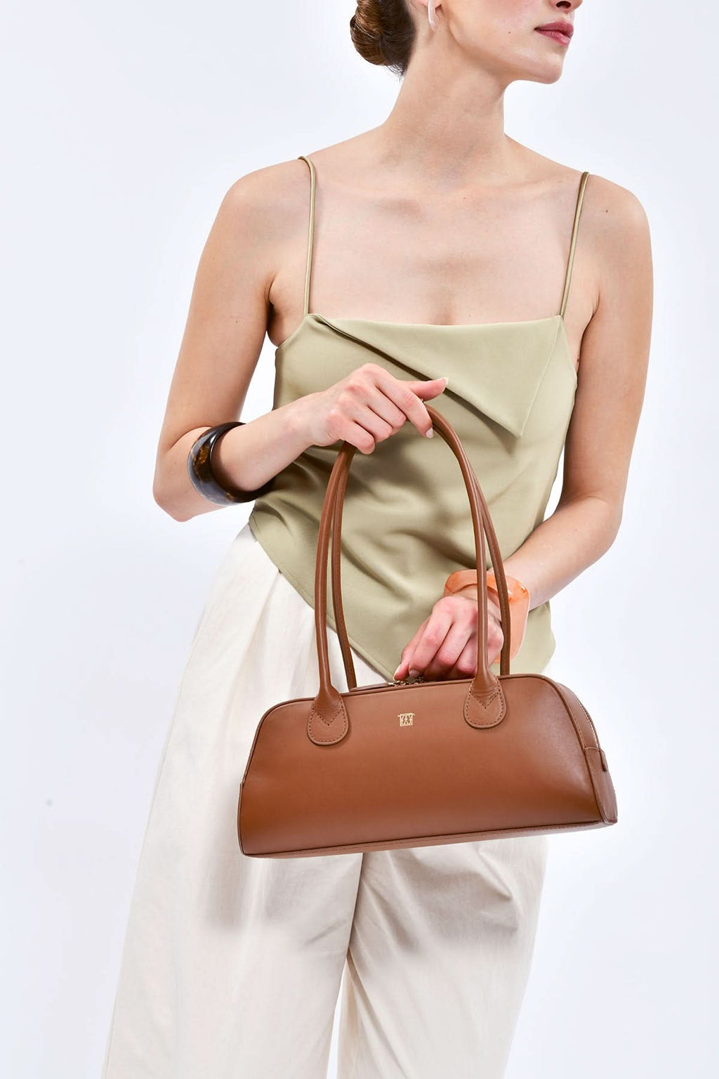 {{ product.title }} - Celadon